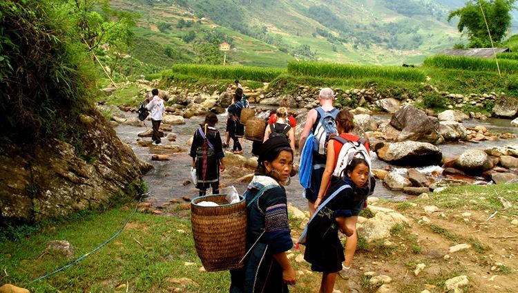 One-Day Sapa Hiking Tour to Y Linh Ho Mong, Lao Chai San & Ta Van